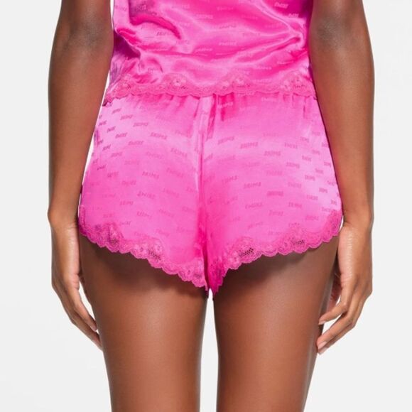 NWT skims woven jawquared short hot pink S - Picture 3 of 7